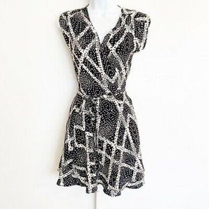 Yumi Kim Black and White Silk Wrap Dress size Medium